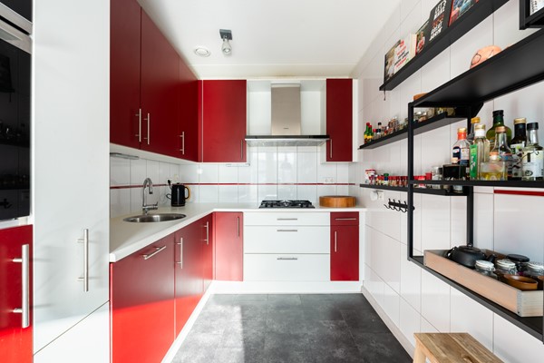 Medium property photo - Dillenburgstraat 14, 3071 HB Rotterdam